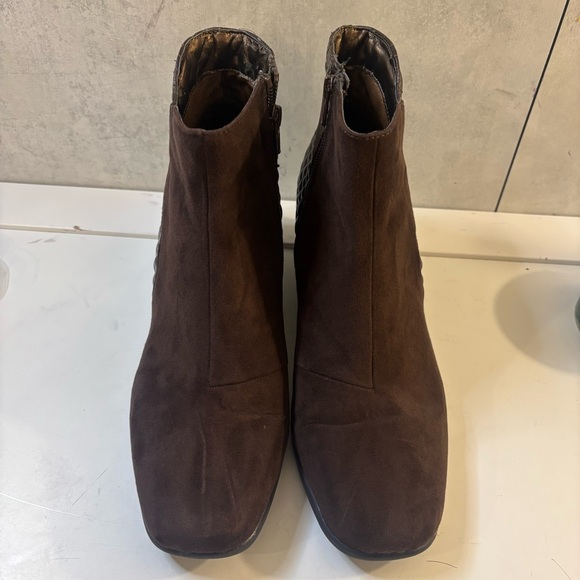 Life Stride Shoes - Life Stride Y2K Dark Brown Ankle Wedge Booties Size 10 W